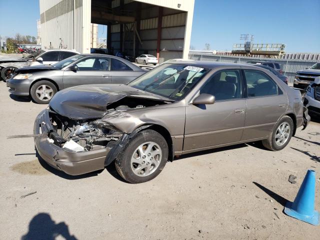 4T1BF22K5XU932338 | 1999 Toyota camry le