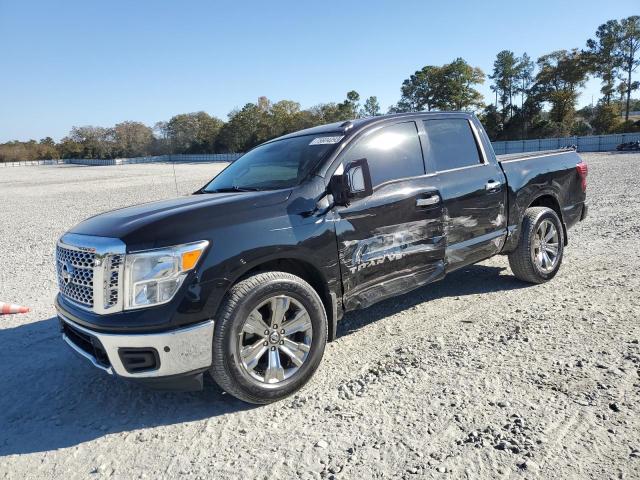 2018 Nissan Titan SV