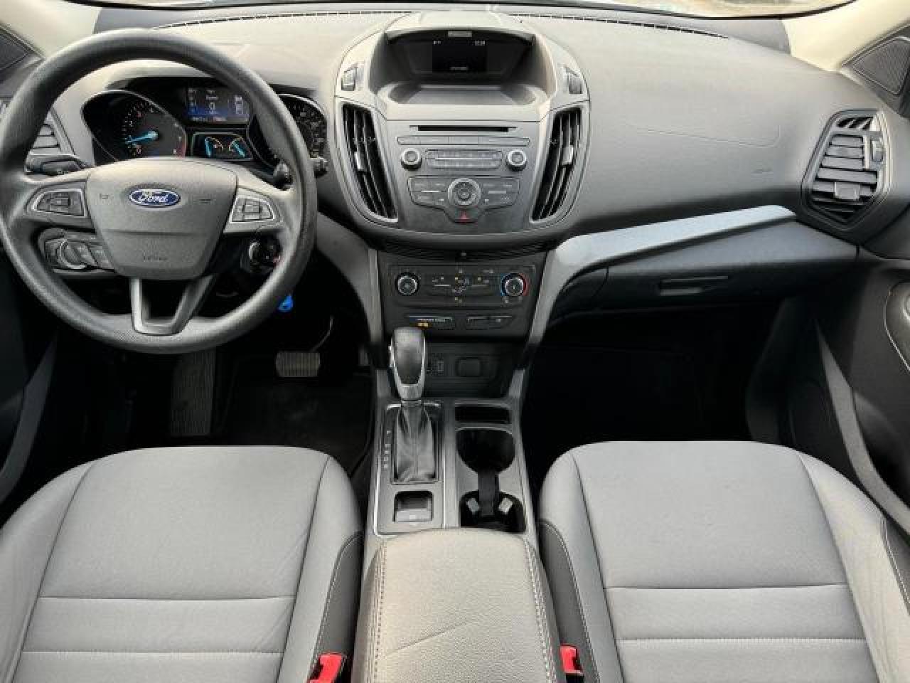 VIN: 1FMCU0F75HUB26568 2017 FORD ESCAPE