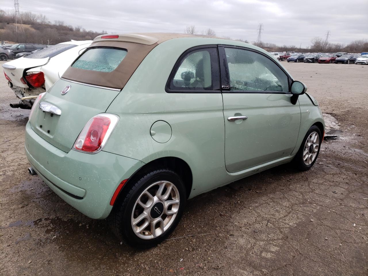 2015 Fiat 500 Pop vin: 3C3CFFDR3FT528493