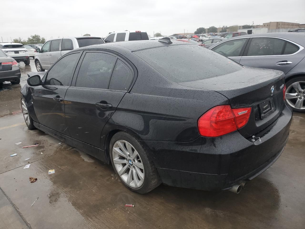 WBAPH7C5XBE674991 2011 BMW 328 I