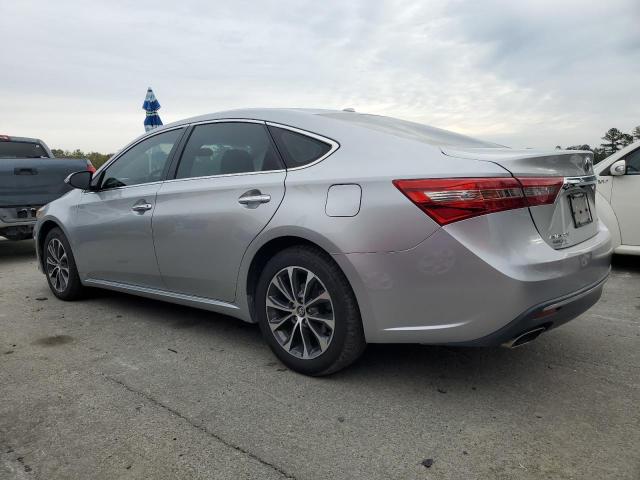  TOYOTA AVALON 2018 Сріблястий