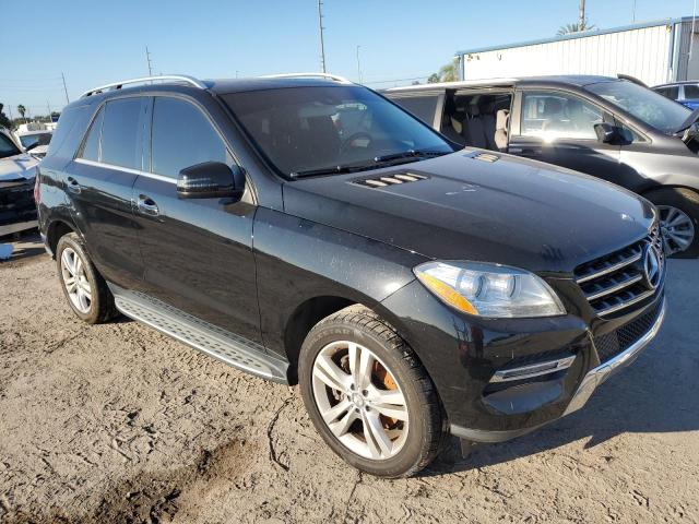 VIN 4JGDA5HB9FA489384 2015 Mercedes-Benz ML-Class, ... no.4