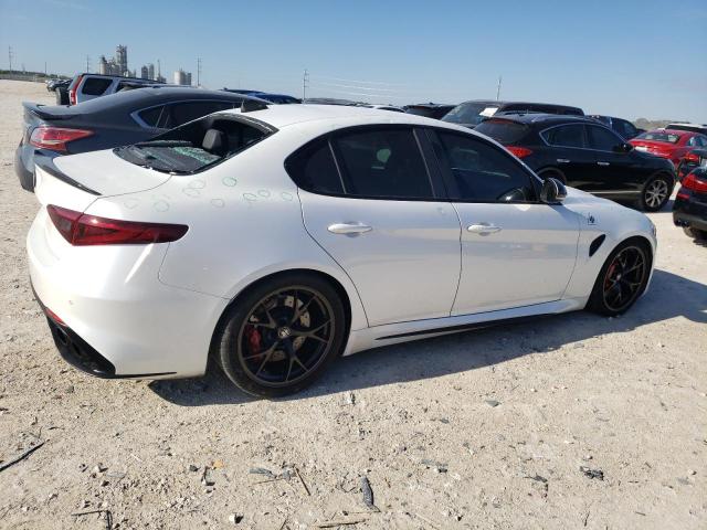 2017 ALFA ROMEO GIULIA QUA - ZARFAEAV3H7560392