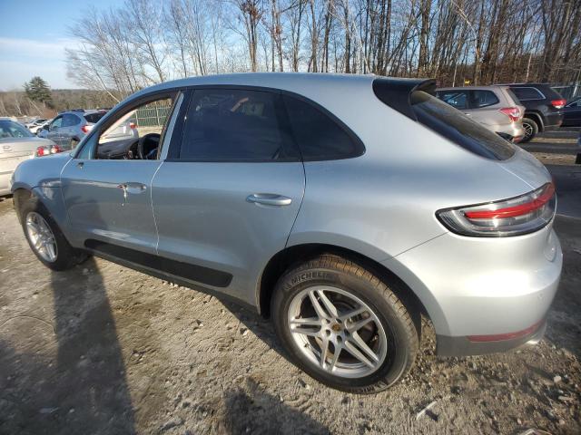 VIN WP1AA2A51KLB02656 2019 Porsche Macan no.2