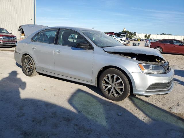 2016 VOLKSWAGEN JETTA SE - 3VWD67AJ7GM343134