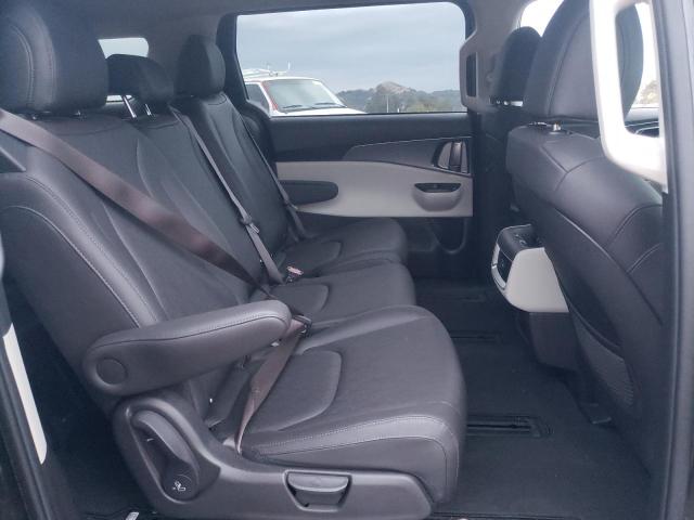 KNDNB4H3XN6132533 KIA Carnival Lx