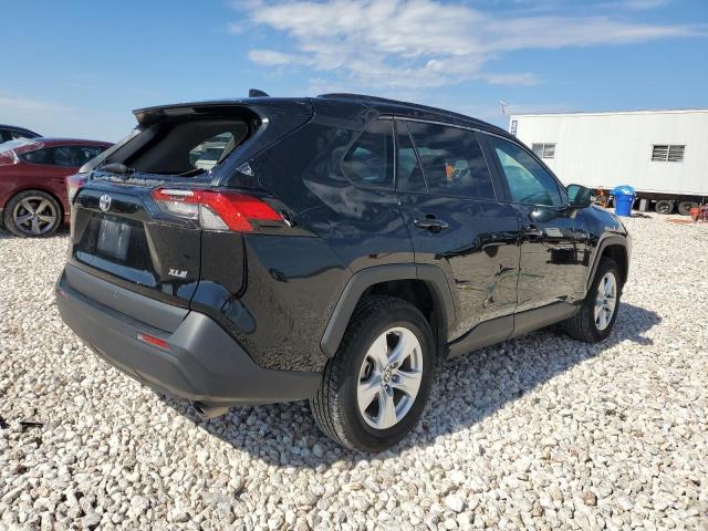 2T3W1RFV0MC147890 | 2021 TOYOTA RAV4 XLE