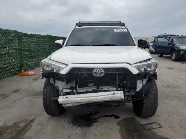 VIN JTEZU5JR3J5178118 2018 Toyota 4runner, SR5 no.5