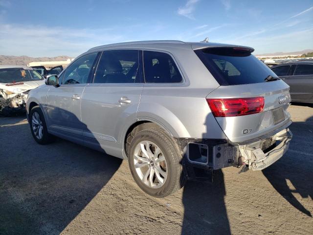 VIN WA1LHAF78JD053825 2018 Audi Q7, Premium Plus no.2