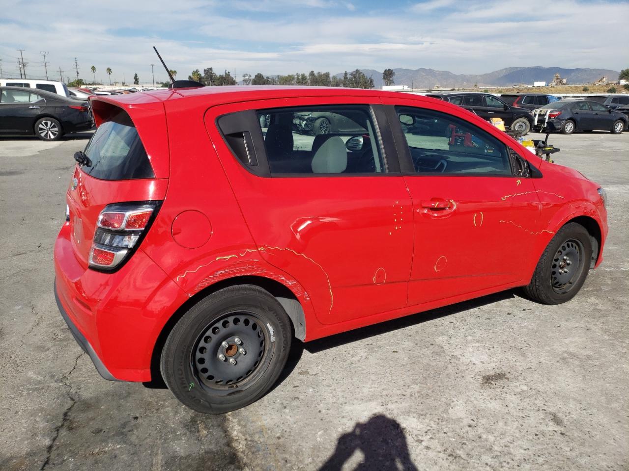 2020 Chevrolet Sonic vin: 1G1JG6SB1L4136841