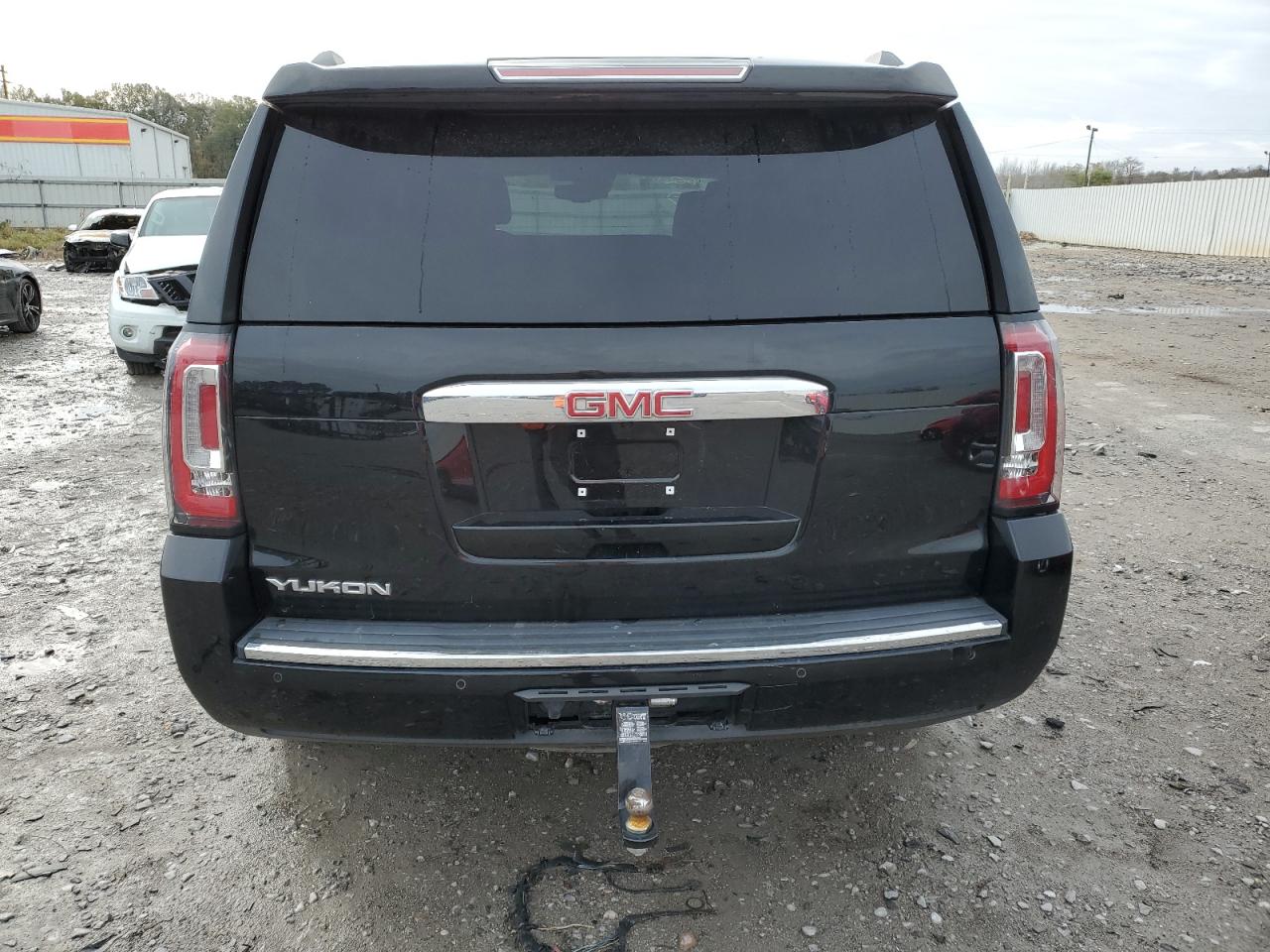 GMC YUKON DENALI