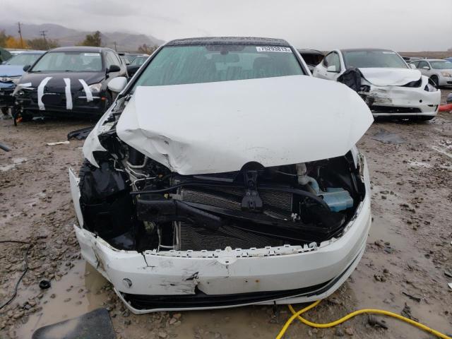  VOLKSWAGEN GOLF 2015 Белый