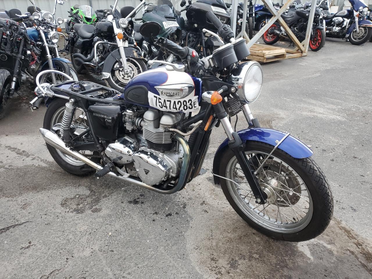 2003 triumph t100