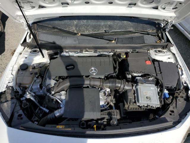 WDD3G4EB5KW029378 Mercedes-Benz A 220