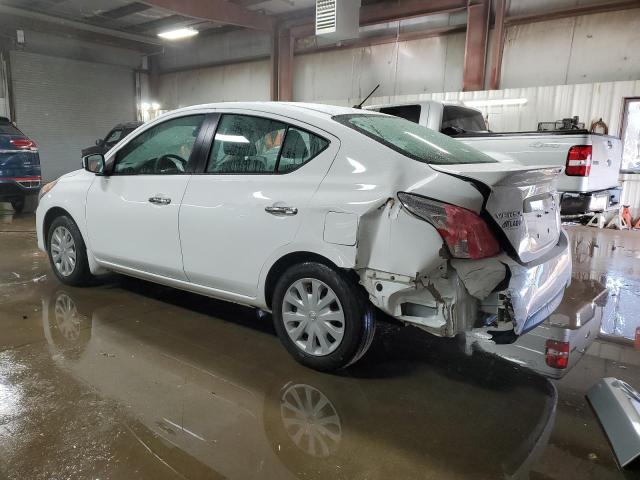 NISSAN VERSA 2018 Білий
