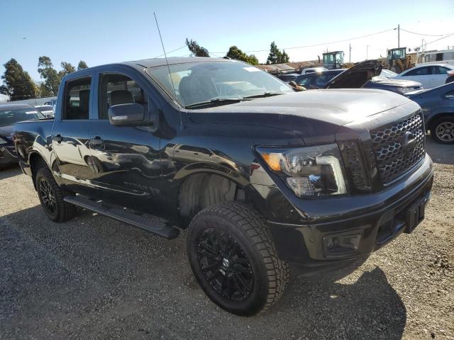 1N6AA1E64JN538061 | 2018 NISSAN TITAN SV