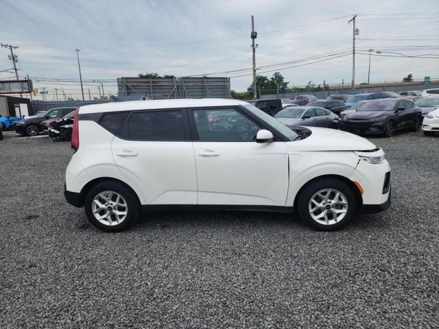 KNDJ23AU2M7773499 KIA SOUL LX