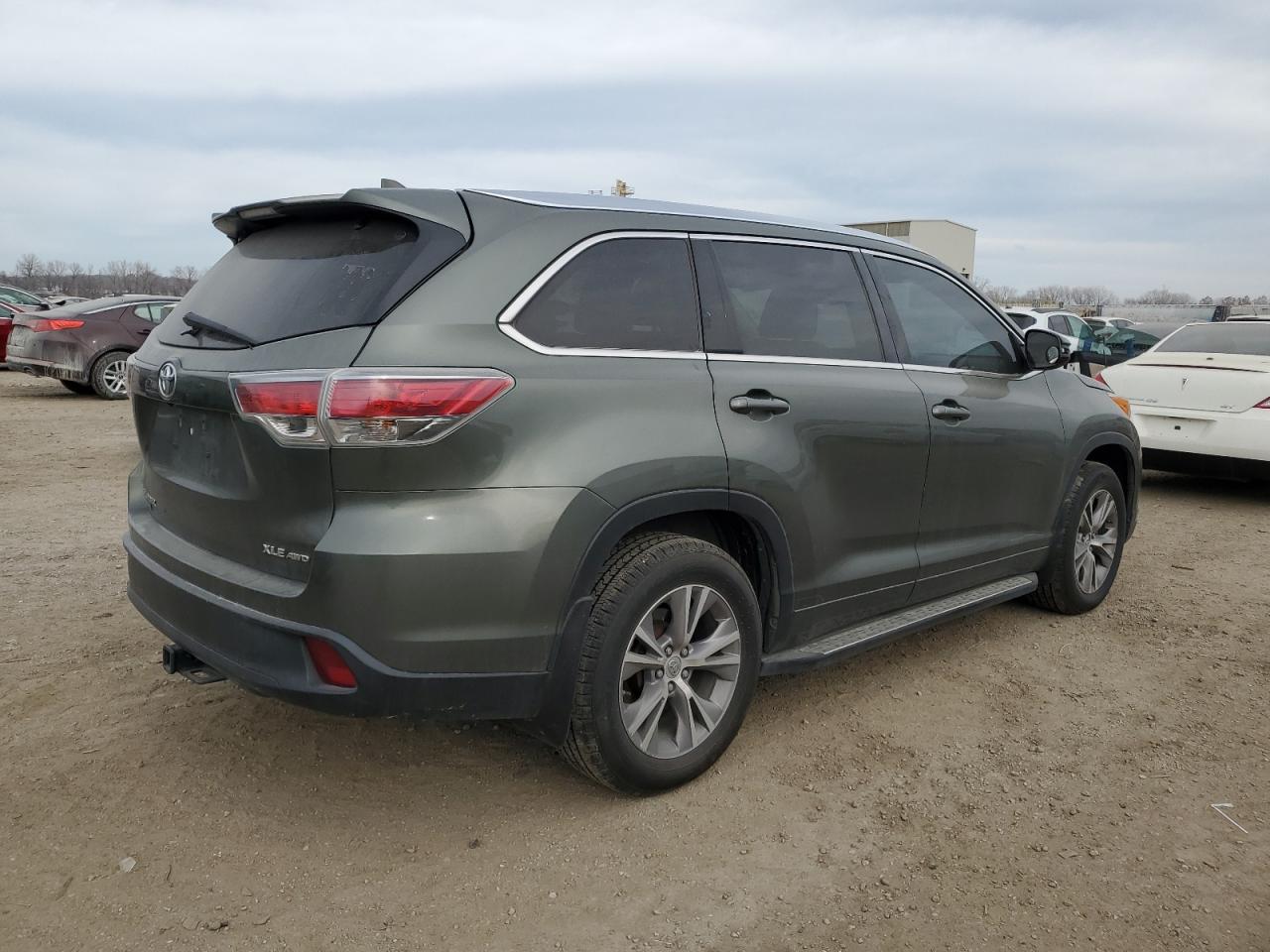 2014 Toyota Highlander Xle vin: 5TDJKRFH9ES023507