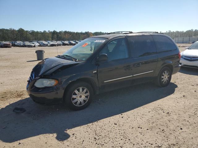 2006 Chrysler Town & Country Touring