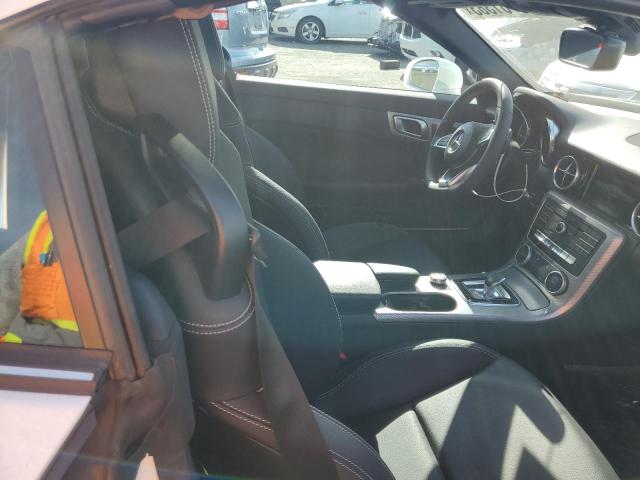 WDDPK3JA2HF127722 Mercedes-Benz Slc 300