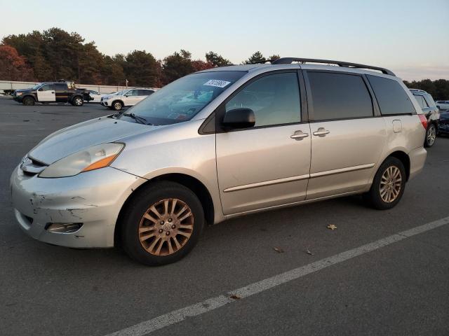 2010 Toyota Sienna LE