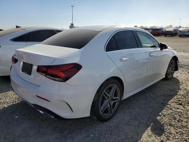 WDD3G4EB5KW029378 Mercedes-Benz A 220