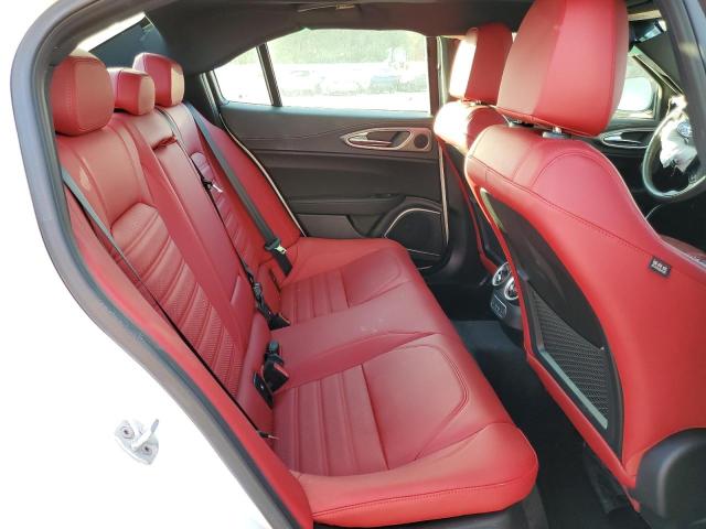 2022 ALFA ROMEO GIULIA SUP ZARFAMBN0N7665024
