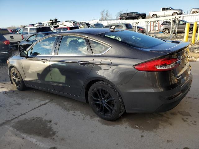 3FA6P0HD3KR164901 Ford Fusion SE 2