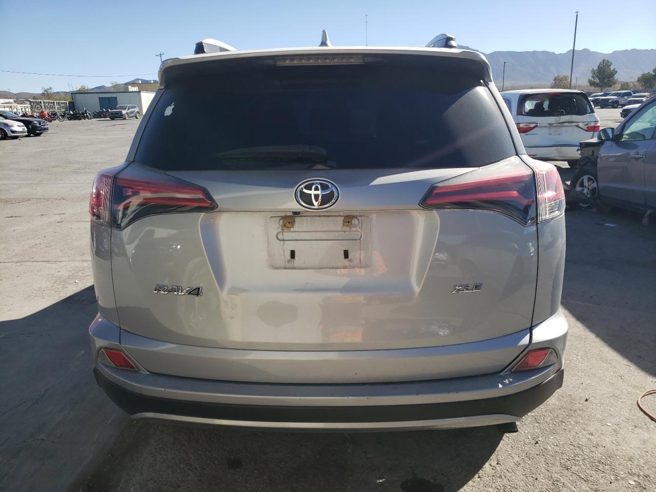 2018 TOYOTA RAV4 ADVEN 2.5L  4(VIN: 2T3WFREV3JW517971