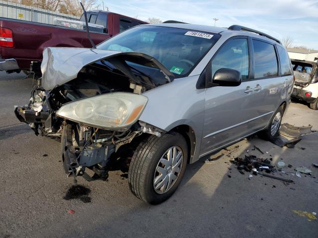 2004 Toyota Sienna CE