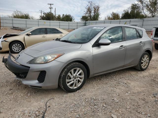 2013 Mazda Mazda3 i