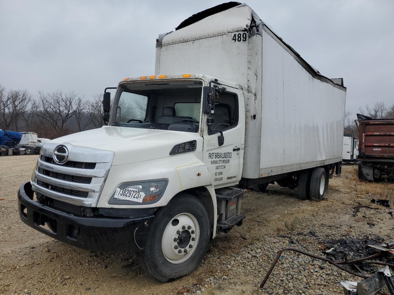 2015 Hino 258/268 7.6L zu verkaufen in Kansas City, KS - Top/Roof