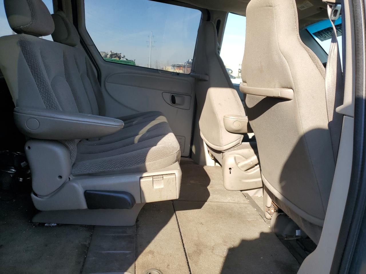 1D4GP24R75B334975 2005 Dodge Grand Caravan Se 1D4GP24R75B334975 2005 Dodge Grand Caravan Se