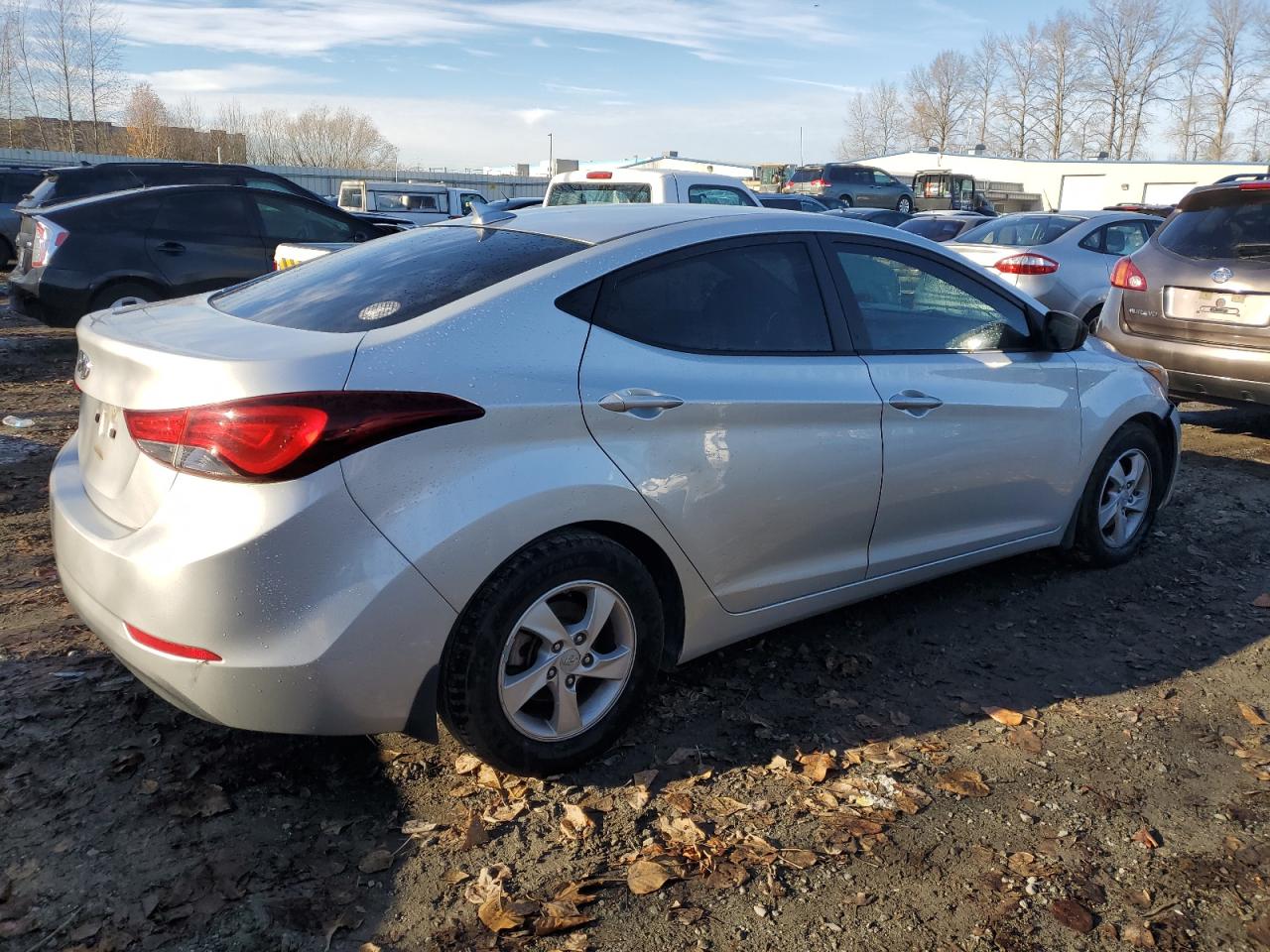 5NPDH4AE0FH609726 2015 Hyundai Elantra Se