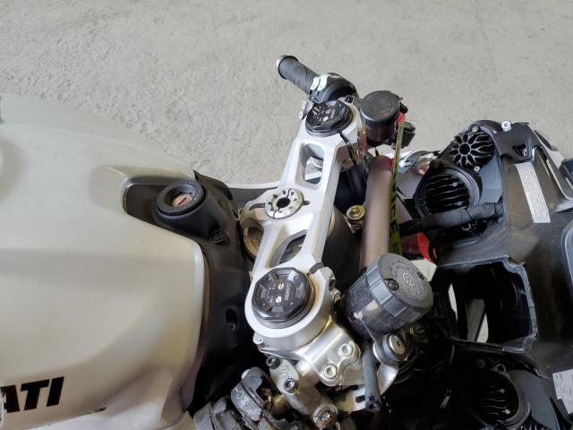 2023 DUCATI PANIGALE V ZDMHAATW4PB012483
