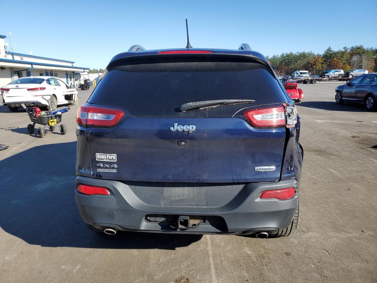 2014 Jeep Cherokee Latitude vin: 1C4PJMCS1EW317662