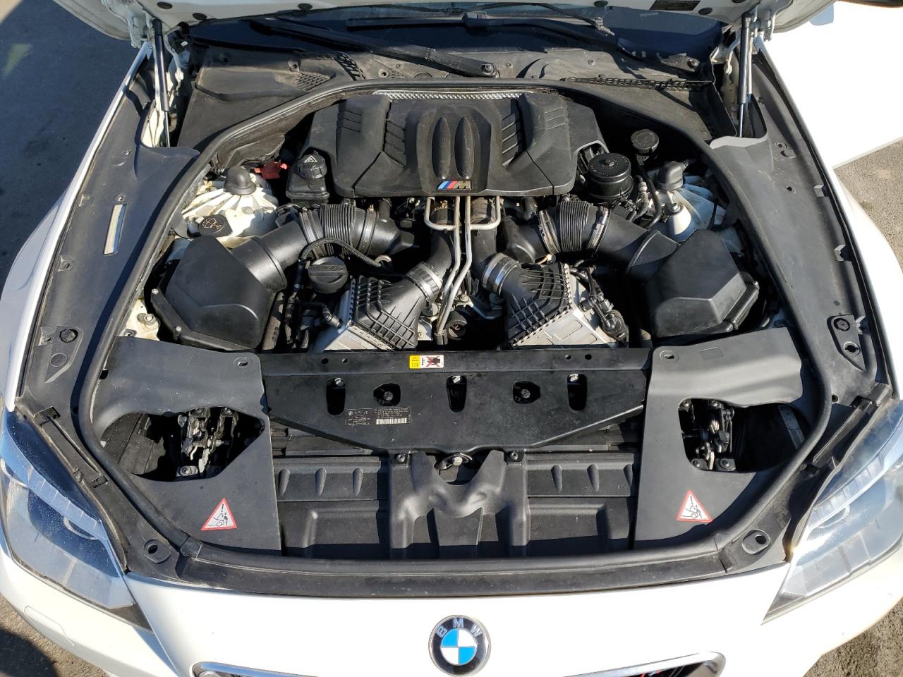 WBSLZ9C55CC985650 2012 BMW M6