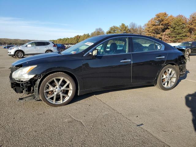 2010 Nissan Maxima S