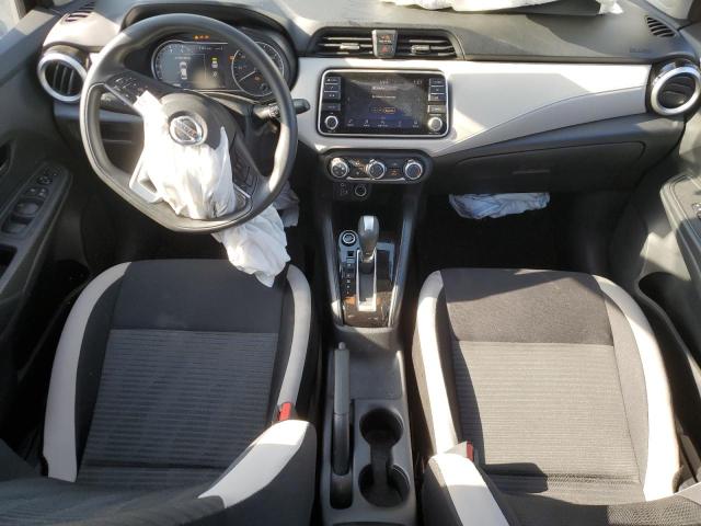  NISSAN VERSA 2021 Чорний