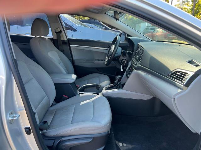 5NPD74LF8HH212678 Hyundai ELANTRA SE