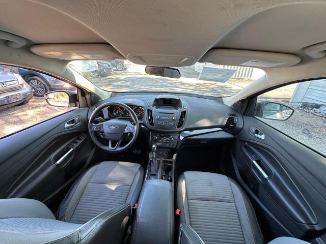 1FMCU0GD2HUD23752 Ford ESCAPE SE