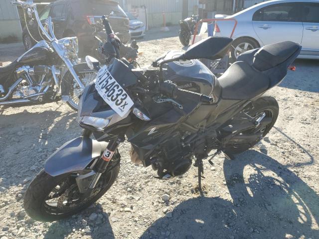 ML5ZRDF11PDA61703 Kawasaki Zr900 F  2