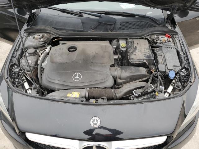WDDSJ4EB1JN560353 Mercedes-Benz CLA 250