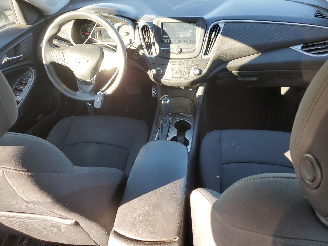 1G1ZB5STXGF337300 CHEVROLET MALIBU 2016