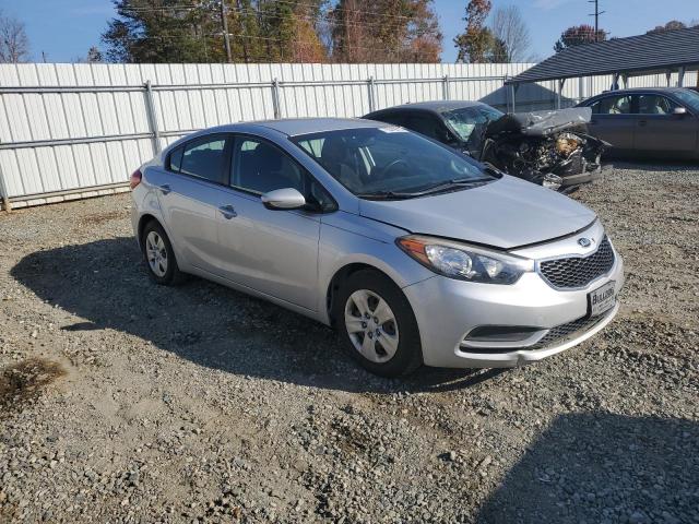 KNAFK4A69G5604378 | 2016 KIA FORTE LX