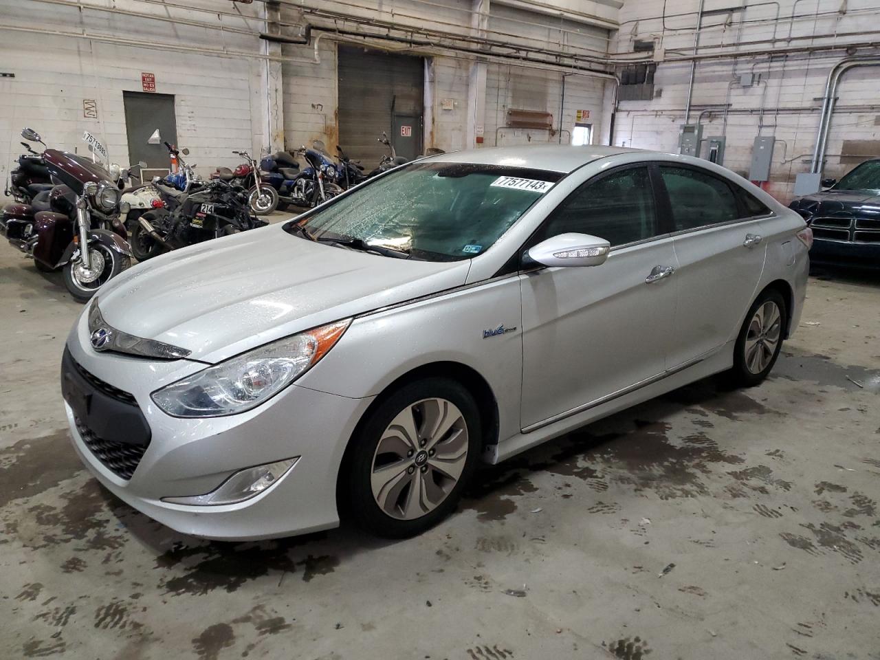 2013 Hyundai Sonata Hybrid vin: KMHEC4A43DA085417