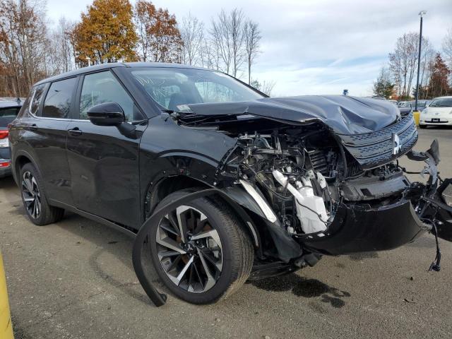 JA4J4UA89PZ026438 Mitsubishi Outlander Se