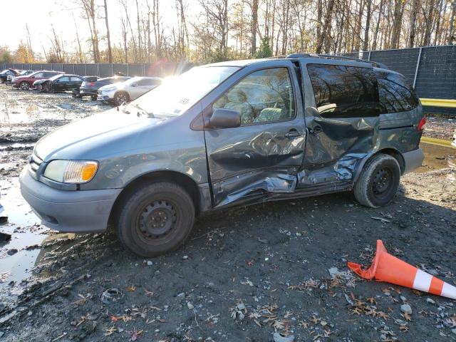 2001 Toyota Sienna LE