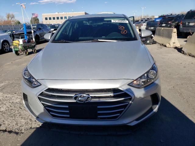  HYUNDAI ELANTRA 2018 Сріблястий
